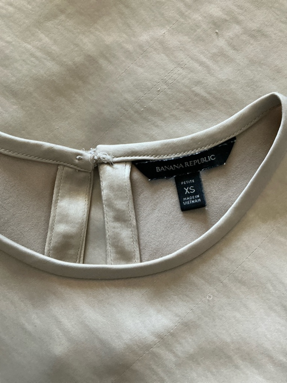 Banana Republic Dressy Sleeveless Tank Top - Picture 3 of 3